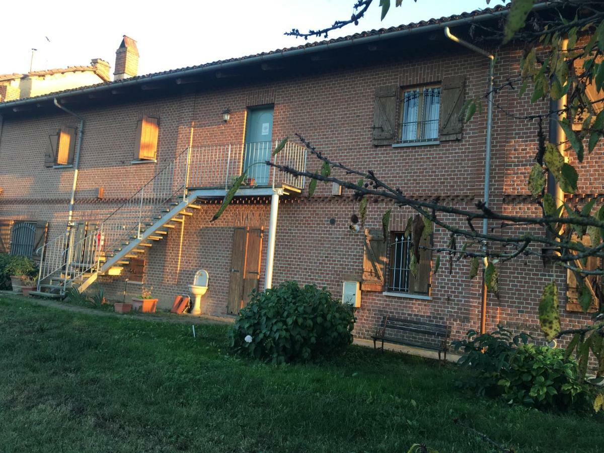 Villanova d'Asti Bed & Breakfast Il Mio Gelso מראה חיצוני תמונה