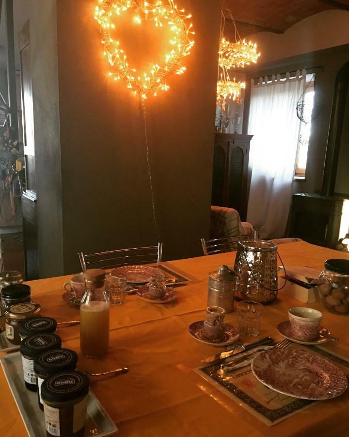 Villanova d'Asti Bed & Breakfast Il Mio Gelso מראה חיצוני תמונה